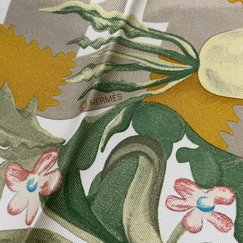 [Brand New] Hermes Carre 90 "Carré en Boucle" Accessories Vert Amande / Blue / Yellow 100% Silk Scarf Brand New 2025 Spring/Summer Collection