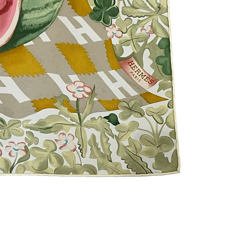 [Brand New] Hermes Carre 90 "Carré en Boucle" Accessories Vert Amande / Blue / Yellow 100% Silk Scarf Brand New 2025 Spring/Summer Collection