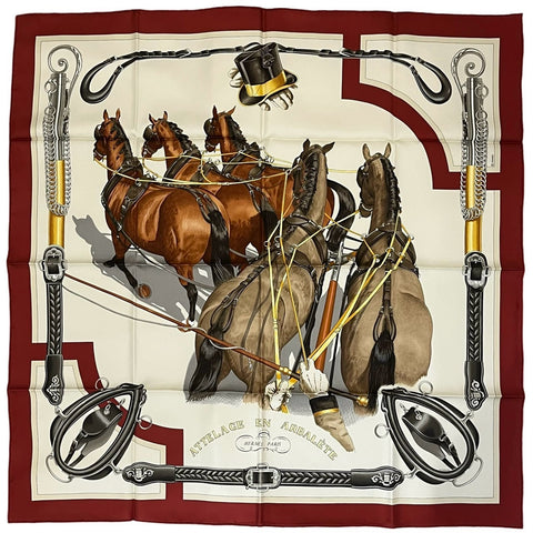 【新品未使用】 Hermes エルメス カレ90《弓形連結》 小物 ルージュ・キュイ / グレージュ / アルザン シルク100% 新品未使用 2025春夏コレクション