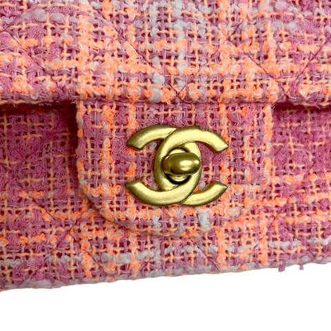 【美品】 CHANEL シャネル MINI MATELASSE ミニマトラッセ ショルダーバッグ ランダム番(2024年) ピンク/オレンジ ツイード 中古 USED バッグ
