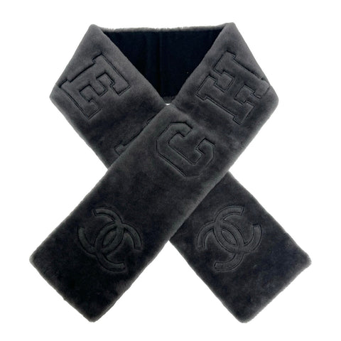 【Usado】 CHANEL MOUTON MUFFLER Bufanda de piel de cordero Accesorios Gris Piel de cordero Bufanda