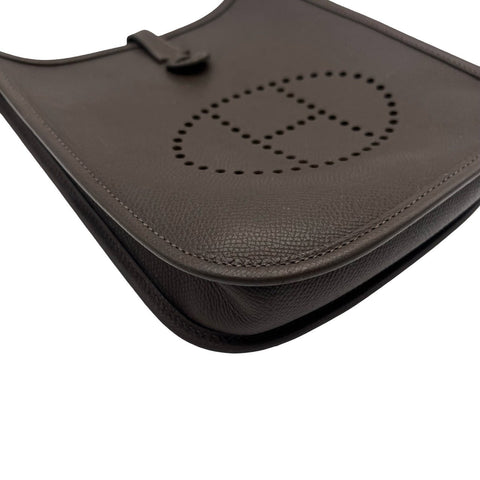 [Pre-owned] Hermes EVELYNE TPM Shoulder Bag ▢A (1997) Brown Courchevel Vintage USED Bag