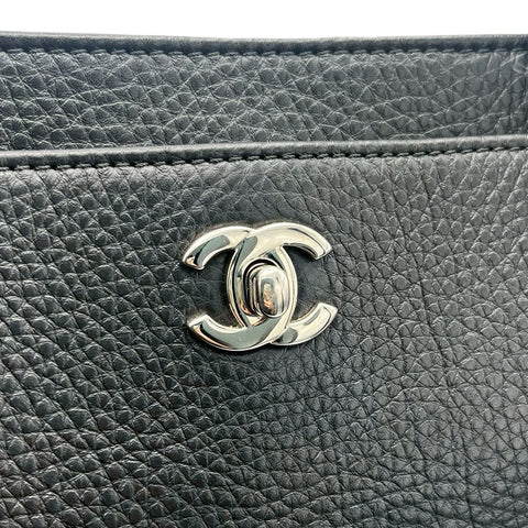 【中古】 CHANEL シャネル EXECUTIVE  TOTE エグゼクティブトート トートバッグ 19番台(2013-2015年) ブラック カーフスキン 中古 USED バッグ