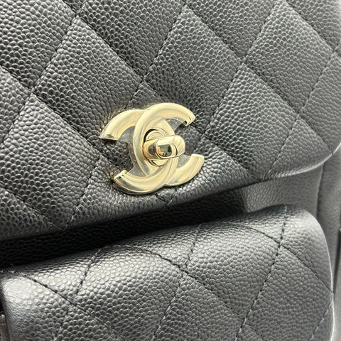 【未使用】 CHANEL シャネル SMALLBACKPACK マトラッセ スモールバックパック バックパック プレート(2021年～) ブラック キャビアスキン 未使用 NEW バッグ