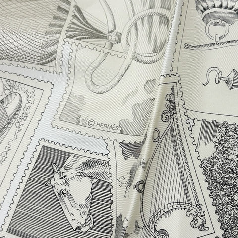 【Brand New】 Hermes Carré 90 "Philatélie Faubourg" 2025 Spring/Summer Collection Scarf Accessory Gray/Parchemin/White 100% Silk Brand New SILK 100%