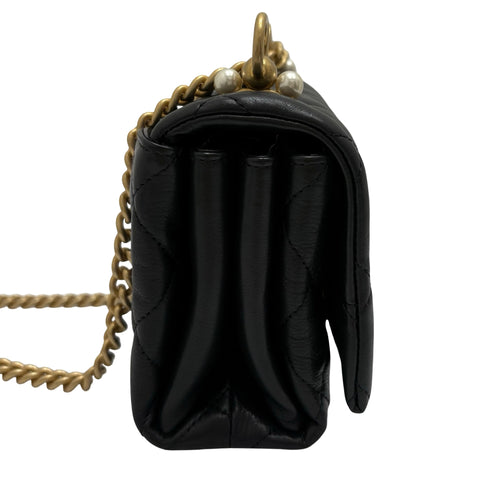 【中古】 CHANEL シャネル MATELASSE  マトラッセチェーンショルダー ショルダーバッグ 28番台(2019年) BLACK レザー 中古 USED バッグ
