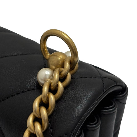 【中古】 CHANEL シャネル MATELASSE  マトラッセチェーンショルダー ショルダーバッグ 28番台(2019年) BLACK レザー 中古 USED バッグ