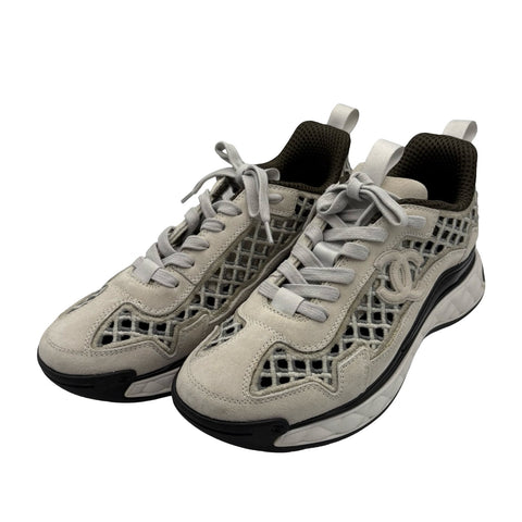 [Pre-owned] CHANEL Sneakers Size 38 USED Current Model Apparel Footwear