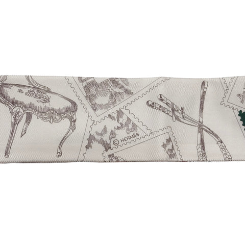 【新品未使用】Hermes エルメス 《フォーブルの切手愛好家》 ツイリー グリーン/ノワゼット/ブルー シルク100％ 新品未使用