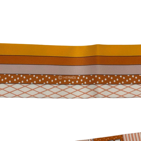 【新品未使用】 Hermes エルメス 《グラン・テアトル・ヌーヴォー》 ツイリー プードル/オランジュ・キュイ／キャラメル シルク100％ 新品未使用