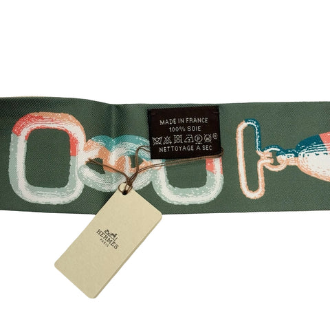 [Brand New] Hermes "Brides de Gala / Poetic Inventory" Twilly, Beige/Corail/Green, 100% Silk, Brand New