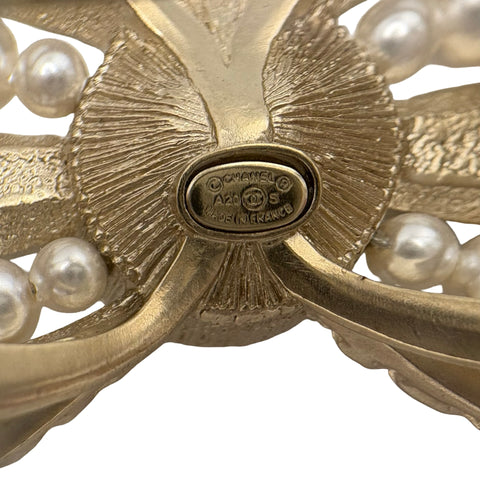 【中古】 CHANEL シャネル BROOCH リボン ブローチ  GP/フェイクパール/ラインストーン 中古