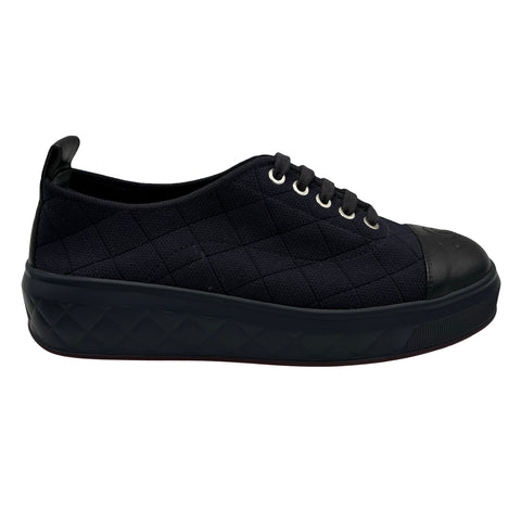 [Pre-owned] CHANEL COCO Mark Sneakers 37 USED Shoes