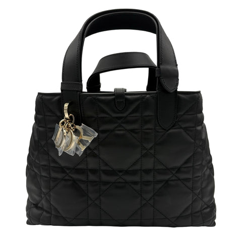 【美品】 Christian Dior クリスチャン ディオール TOUJOURS MEDIUM トゥジュール ミディアム ハンドバッグ 19MA1204(2024年) ブラック レザー 中古 USED バッグ