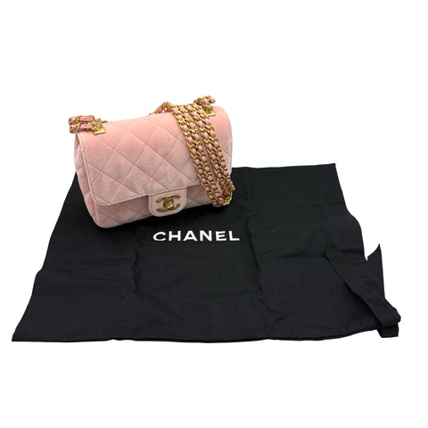 [Pre-owned] CHANEL Mini Matelassé Chain Shoulder Bag, IC Chip (2021~), Pink, Velvet x Leather, Pre-owned USED Bag