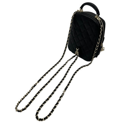 【Usado】 CHANEL Mochila BACKPACK, número de serie aleatorio (a partir de 2021), piel de caviar negra, USADO, Bolso