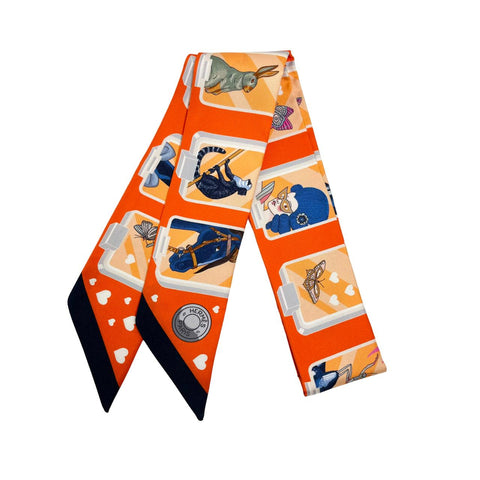 【A estrenar】Hermes Twilly "Hermès Story" H063875S01 Colección Otoño-Invierno 2023 100% Seda Para mujer Regalo