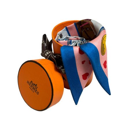 【Nuevo a estrenar】Hermes Twilly "Hermès Story" H063875S05 Colección otoño-invierno 2023 100% seda Para mujer Regalo