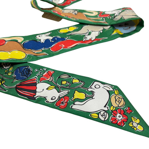 【A estrenar】Hermes Pañuelo TWILLY "Mil y un conejos" H064007S08 Colección Otoño-Invierno 2023 100% Seda Para mujer Regalo