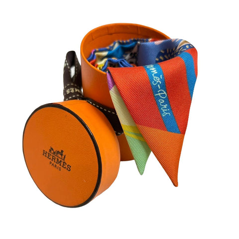 【Nuevo a estrenar】 Hermes Twilly «Libremente» H063911S06 100% seda, para mujer, regalo