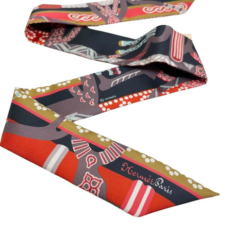 【Nuevo, sin usar】 Hermes Twilly "A Touch of Fantasy" H063921S35, 100% seda, para mujer, regalo