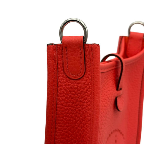 【美品】 Hermes エルメス  エヴリンTPM ローズテキサス レッド系 トリヨン クレマンス シルバー金具 B刻(2023年) ブランドバッグ ショルダーバッグ バッグ  中古品 レディース
