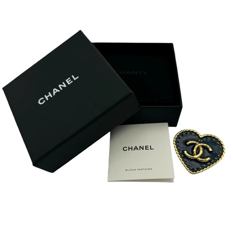 [Pre-owned] CHANEL Heart Motif GP Denim Brooch Gold I24P (2024) Brand Accessory Brooch Pre-owned Item
