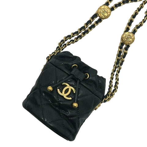 【中古】 CHANEL シャネル マトラッセ チェーンバケットバッグ チェーンショルダー キャビアスキン ブラック系 ゴールド金具 ランダム番(2021年～) ブランドバッグ 中古品 (CHANEL,MATELASSE,black,caviarskin,chain,bucketbag,used)