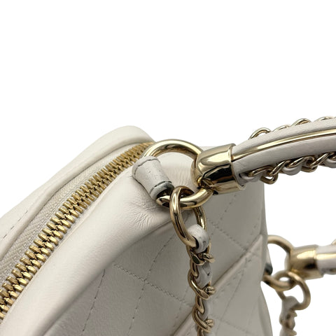 【中古】 CHANEL シャネル ハンドルバッグ  ホワイト ラムスキン 30番台(2020-2021年) ブランドバッグ ショルダーバッグ  中古品 レディース