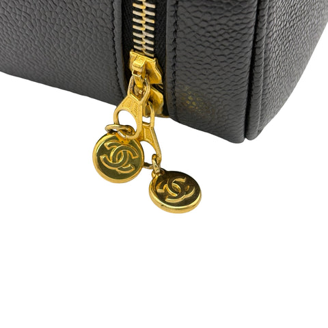 【中古】 CHANEL シャネル 2WAY VANITY BAG デカココ2WAYバニティバッグ ショルダーバッグ メイクポーチ 4番台(1996~1998年） ブラック キャビアスキン 中古 USED バッグ
