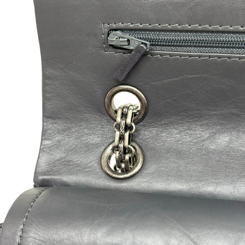 【中古】 CHANEL シャネル 2.55 MATELASSE DOUBLE FLAP 2.55 Bolso de hombro con cadena de joyas con solapa doble Matelassé Serie 15 (2012) Piel de becerro gris Bolso USADO