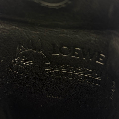 [Pre-owned] LOEWE x STUDIO GHIBLI Gate Pocket Shoulder Bag Dust Bunny Brown Leather Used Bag