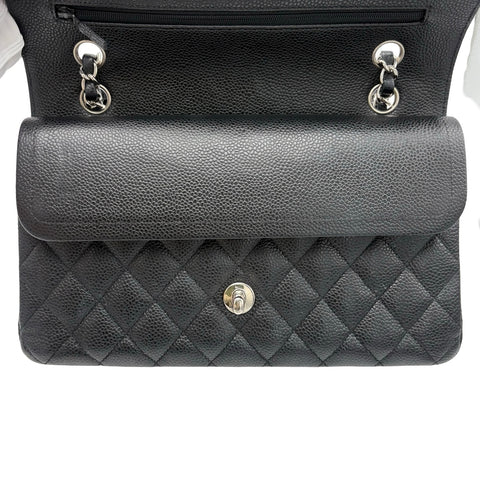 【中古】 CHANEL シャネル MATELASSE 25 BAG マトラッセ 25 ダブルフラップ ショルダーバッグ 26番台(2018年) ブラック キャビアスキン 中古 USED バッグ