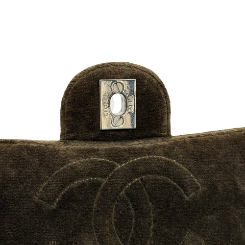 【Usado】 CHANEL Chanel MATELASSE VELOUR BACK PACK Mochila Matelassé de Terciopelo, Serie 4 (1996-1998) Color caqui, terciopelo. Usado. Bolso USADO.