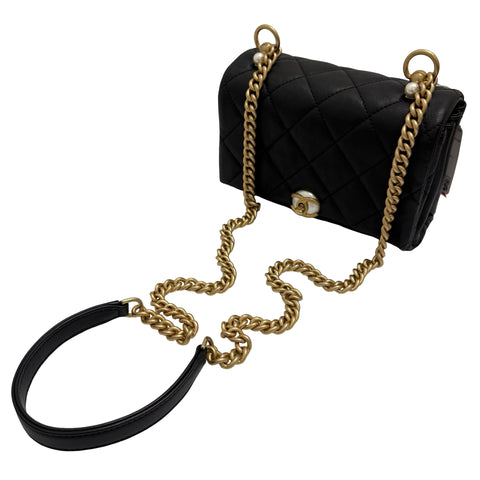 【中古】 CHANEL シャネル MATELASSE  マトラッセチェーンショルダー ショルダーバッグ 28番台(2019年) BLACK レザー 中古 USED バッグ