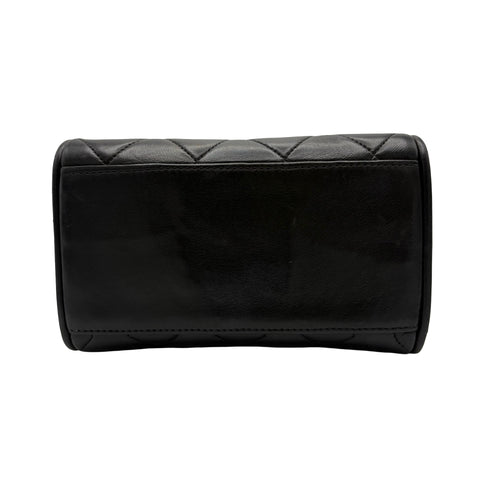 [Pre-owned] CHANEL Matelasse Chain Shoulder Bag, 2 Series (1993-1994), Black, Lambskin, Vintage, Used Bag
